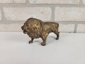 lot 125 image: Antique Cast Iron Lion Coin Bank - Gold Paint - Approx. 5 x 3 x 1.5