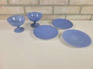 lot 173 image: Vintage HAZEL ATLAS Blue Dishes - (3) Saucers, (2) Sherbet Cups