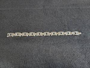 lot 2014 image: Mens 8 Sterling Silver Bracelet with Bezel Set Stones