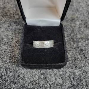 lot 2023 image: Vintage Silver Toned Ring with Art Deco Engraved Styling, Size 9-12