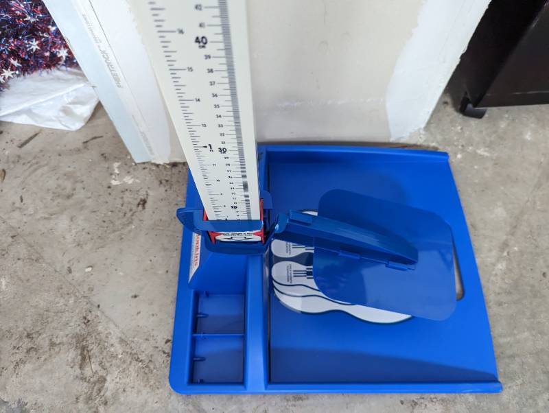 82 height measuring stick with cra...