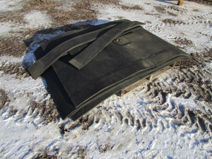 (4) Rubber Stall Mats 4x6 (4) Small Strips