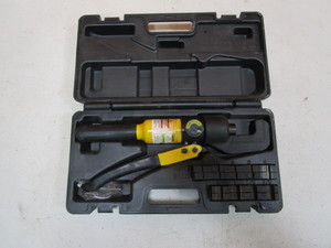 Titan Hydraulic Wire Crimper