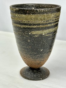 lot 27 image: Two Japanese Pottery Pieces from the Igo Mono Company