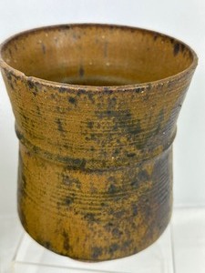 lot 47 image: Three Piece Pottery Grouping