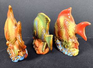 lot 166 image: Vintage Trio of Decorative Colorful Fish Figurines