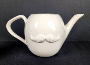 lot 168 image: Jonathan Adler Tea Set, Muse