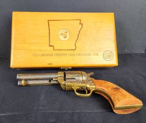 lot 172 image: Arkansas Territory Replica Colt Firearm in Wooden Box
