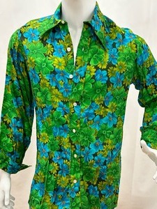 lot 208 image: Funky Retro Button Up Floral Print Shirt with Wide Collar
