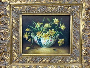 lot 352 image: Beautiful Framed Vintage Still Life in a Gorgeous Elaborate Frame