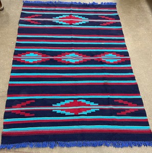 lot 336 image: Gorgeous Vintage Handcrafted Aquilar Native Crafts Blanket
