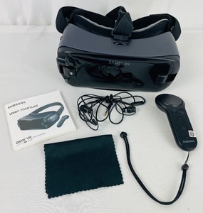 lot 303 image: Samsung Gear VR with Controller Powered by Oculus