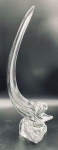 lot 8 image: Crystal Glass Sculpture of a Dolphin by Daum, France