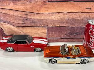 lot 35 image: 1969 & 1968 Chevy Camaro 124