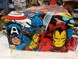 lot 43 image: Marvel Comics Trunk 13 x 18 x 11  Inches Tall