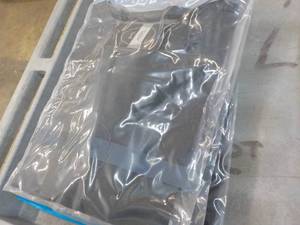 5 size L Yajoe NoSweat Shirts...