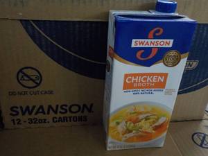 12 - 32 oz Swanson Chicken Broth b...