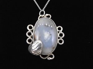 .925 Sterling Silver Light Blue Moss Agate Cabochon Heart Pendant Necklace