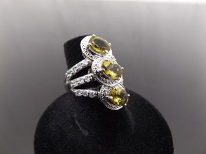 .925 Sterling Silver Peridot Crystal Ring Size 6