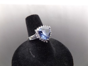 .925 Sterling Silver Trillion Cut Amethyst Ring Size 6.5
