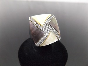 .925 Sterling Silver Black and White Mother of Pearl Cocktail Ring Size 7