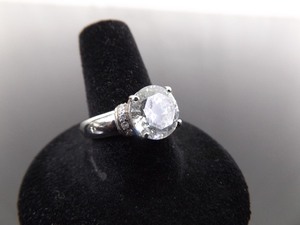 .925 Sterling Silver Zirconia Ring Size 8.25