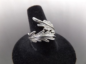 .925 Sterling Silver Feather Ring Size 9