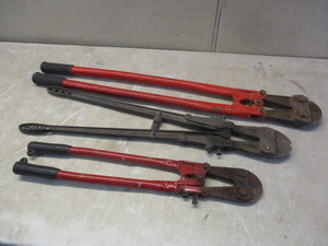 3 Bolt cutters