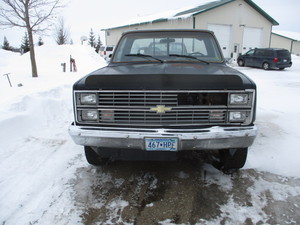 1984 Chevy 12 Ton 4x4 Truck Short Bed