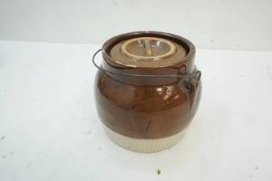 bean pot