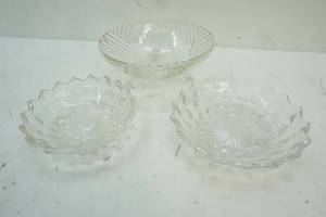 glass serving bowls