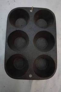 old mountain cast iron muffin pan