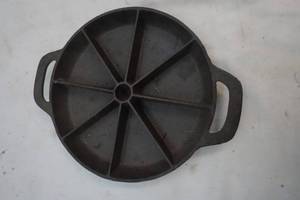 old mountain cast iron scone pan
