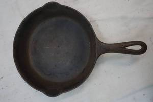 griswold cast iron fry pan