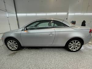 2007 Volkswagen EOS - 2 OWNERS
