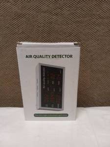 AIR QUALITY DETECTOR