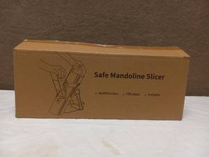 SAFE MANDOLINE SLICER