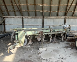 lot 215 image: John Deere 4-Bottom Plow