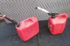 2 GAS CANS