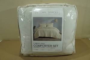New Clean Spaces 7 Piece Full Comforter Set