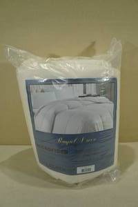 New Royal Luxe Microfiber Down Alterative Comforter -FullQueen