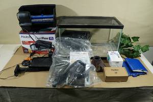 10 Gallon Aquarium with Accessories