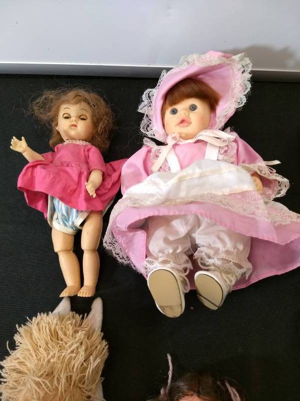 lot 52 image: Assortment of Dolls and Plush Figures