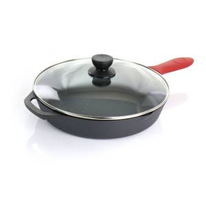 lot 1 image: Brand New MegaChef 9-Pc. Pre-Seasoned Cast Iron Skillet Set with Lids and Red Silicone Holder