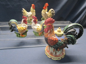 lot 37 image: Chickens T-Pot, Cream  Sugar