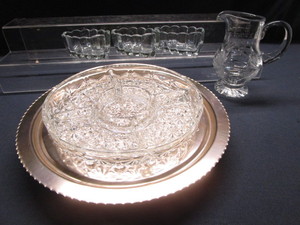 lot 44 image: Silverware Holder, Aluminum Turntable