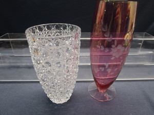 lot 120 image: Vases Etched & Pressed