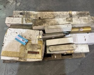 lot 1882 image: Allen Air Cylinders
