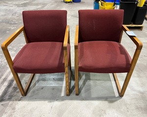 lot 2289 image: Pair of Chairs