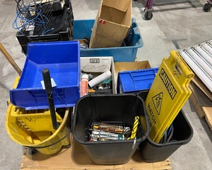 lot 2287 image: Misc. Maintenance Supplies